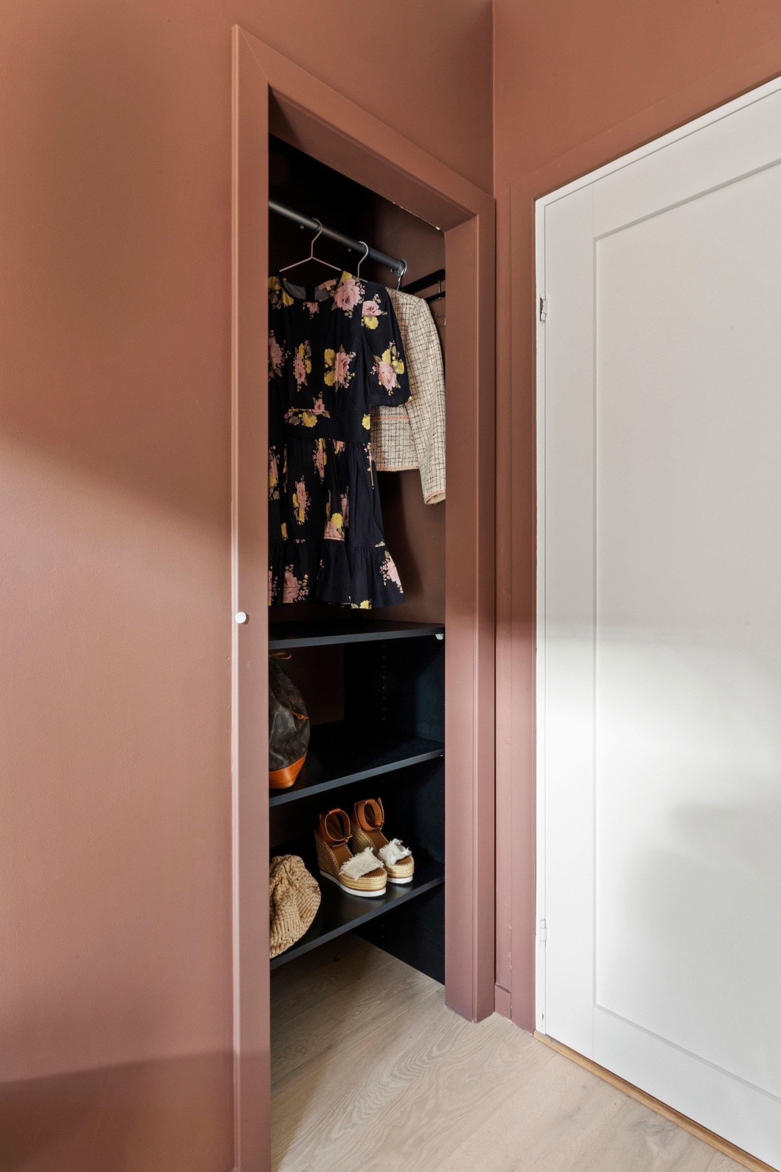 Praktisk garderobeløsning. Galleribilde