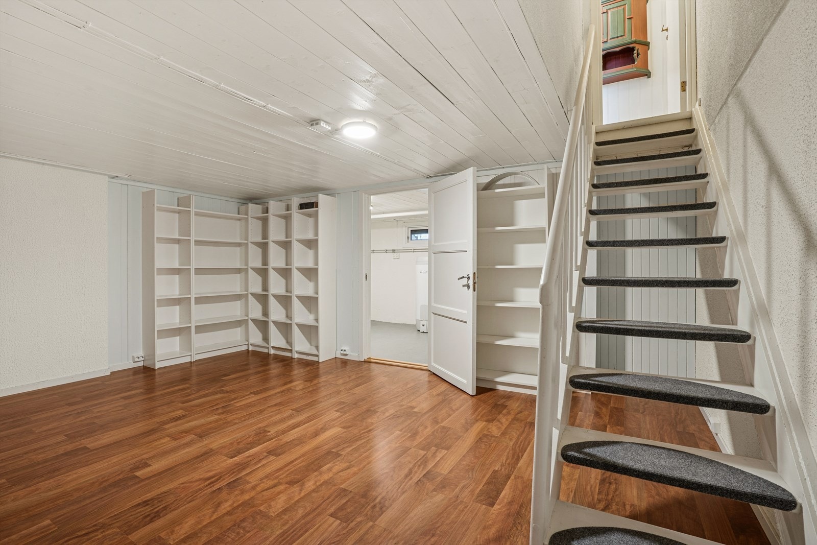 Kjellerstue Galleribilde