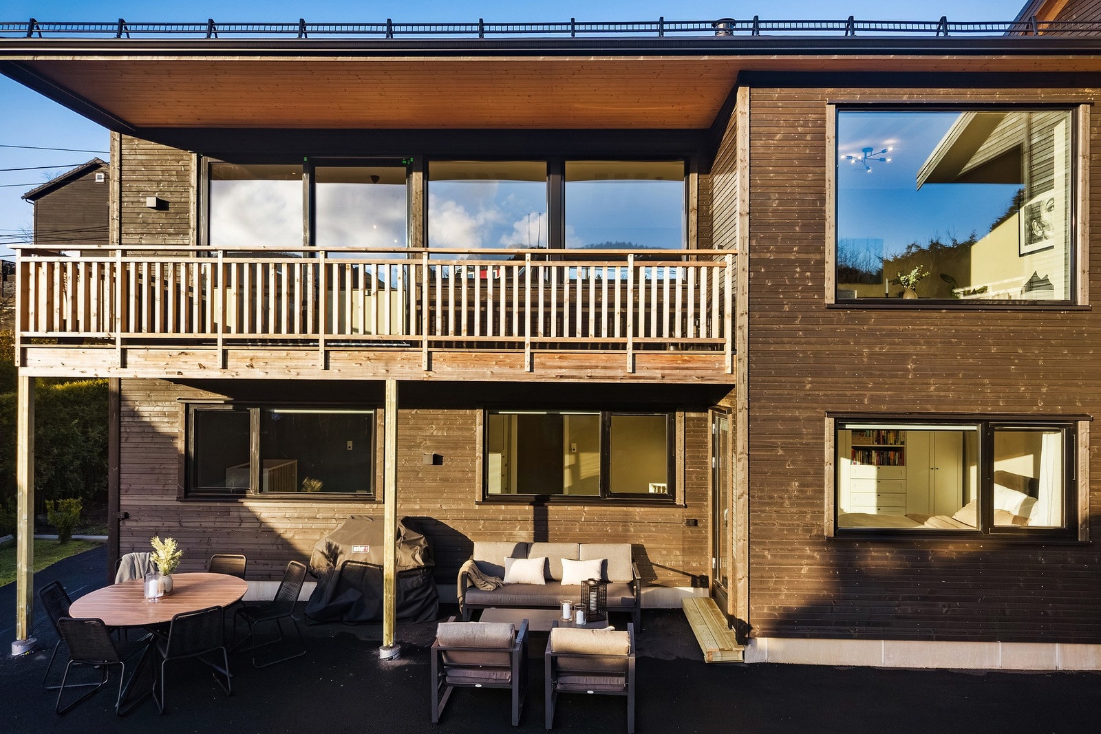 Her har man flere barnehager og skoler på kort gangavstand fra boligen. Galleribilde