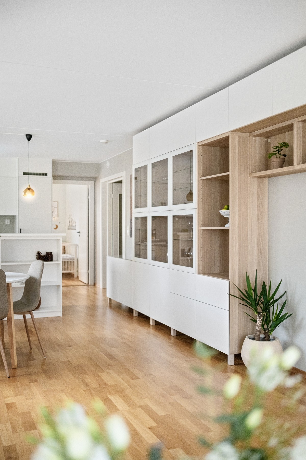 Boligen utmerker seg med god størrelse på rommene og en herlig sosial sone. Galleribilde