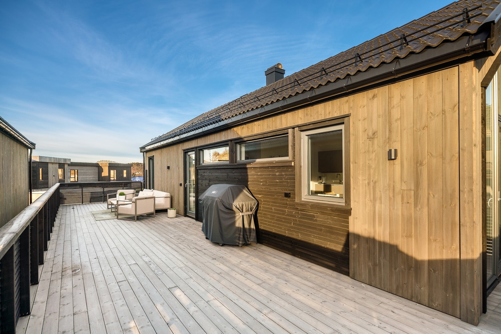 Her kan både grill og flere møbelgrupper finne sin plass. Galleribilde