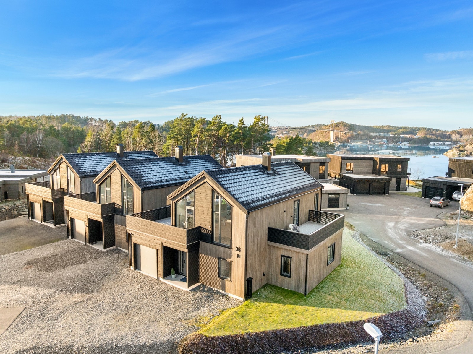 Boligen er oppført i 2024 i henhold til TEK17. Galleribilde