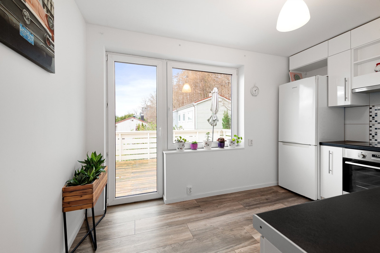 Utgang fra kjøkken til balkong/terrasse mot sydvest Galleribilde