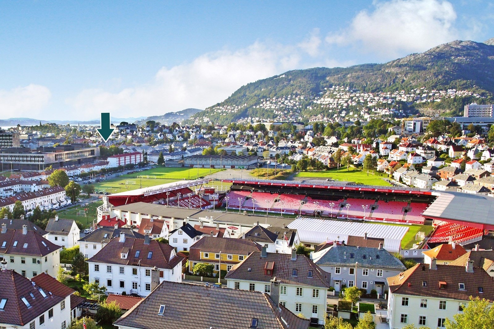 Kort vei til Brann stadion og Nymakrsbanene. Galleribilde