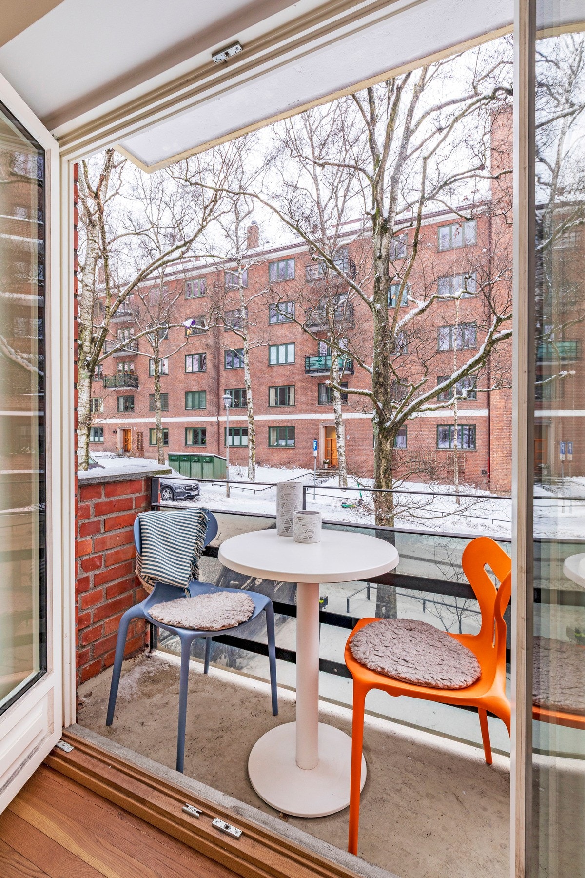 Sørøstvendt balkong. Galleribilde