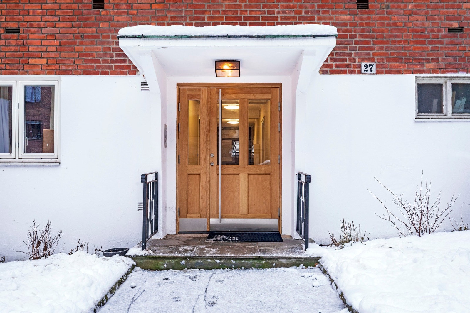 Inngangsparti. Galleribilde