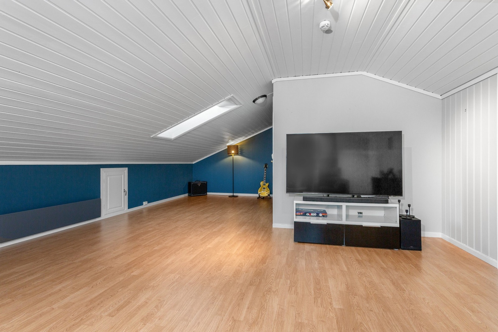 Soverom/loftstue. Galleribilde