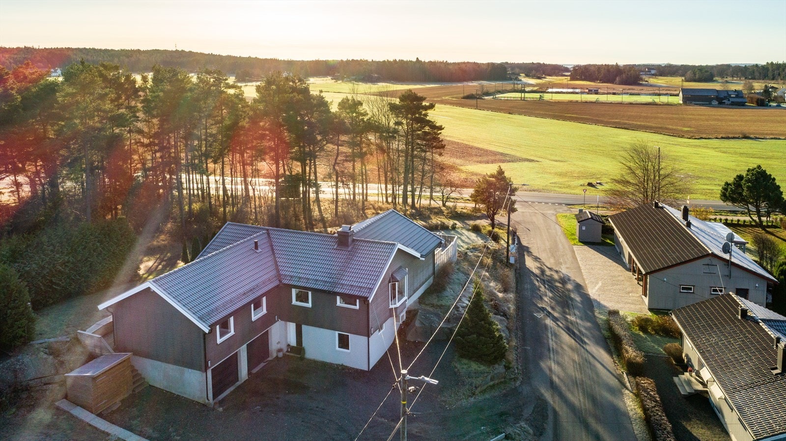 Boligen ligger i et fint landlig område. Galleribilde
