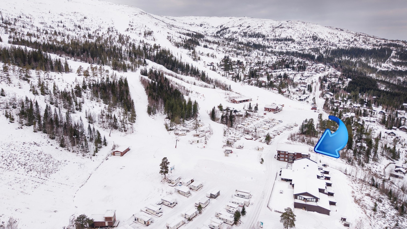 Beliggenheten er særdeles familievennlig med umiddelbar nærhet til alle fasiliteter Galleribilde