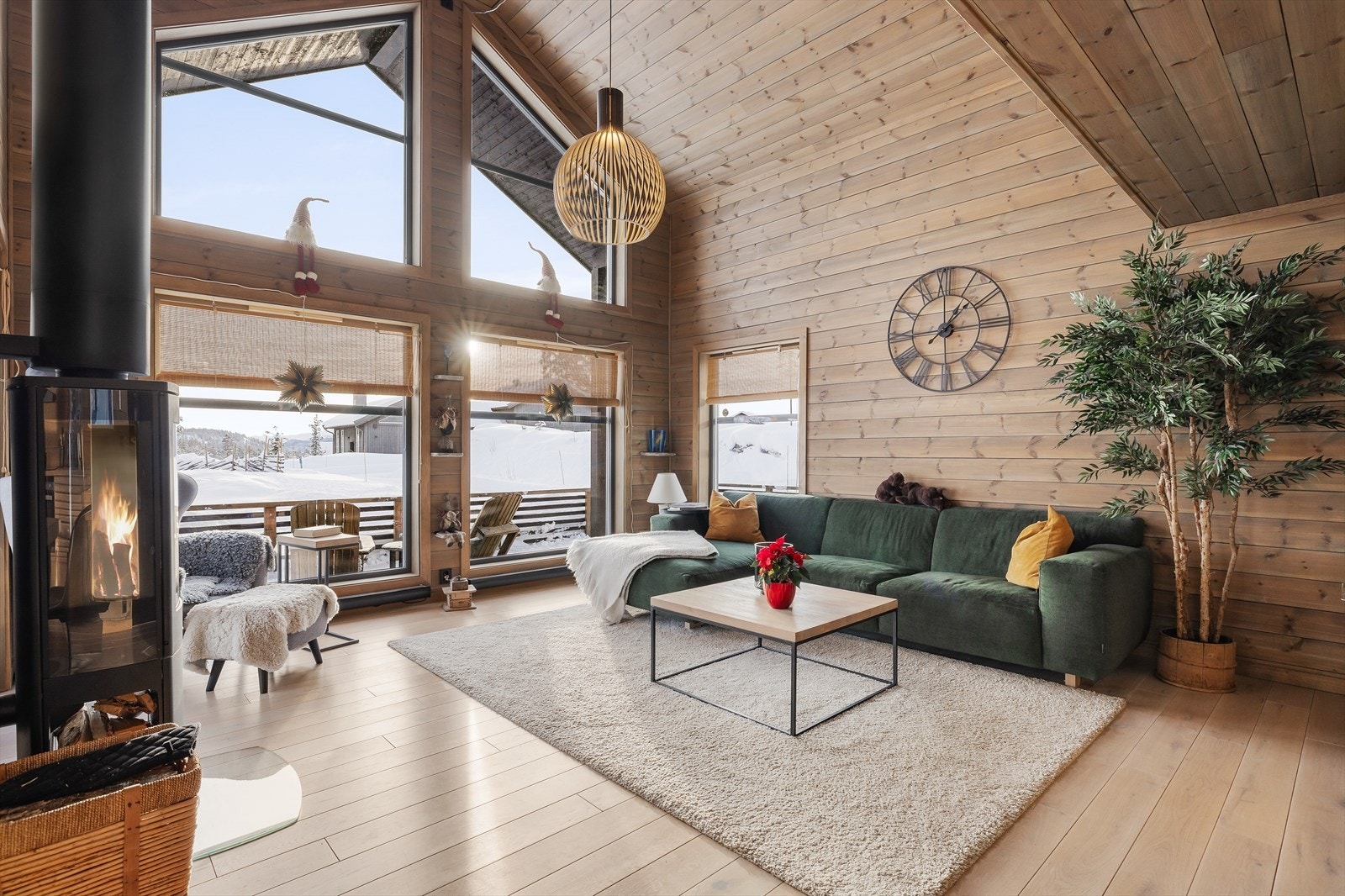 Velkommen til Istjernvegen 54 på Turufjell, under to timer fra Oslo - Presentert av Nordvik Bolig / Christer Barman Gabrielsen - 950 41 364 - Foto Ole Edvin Tangen Galleribilde