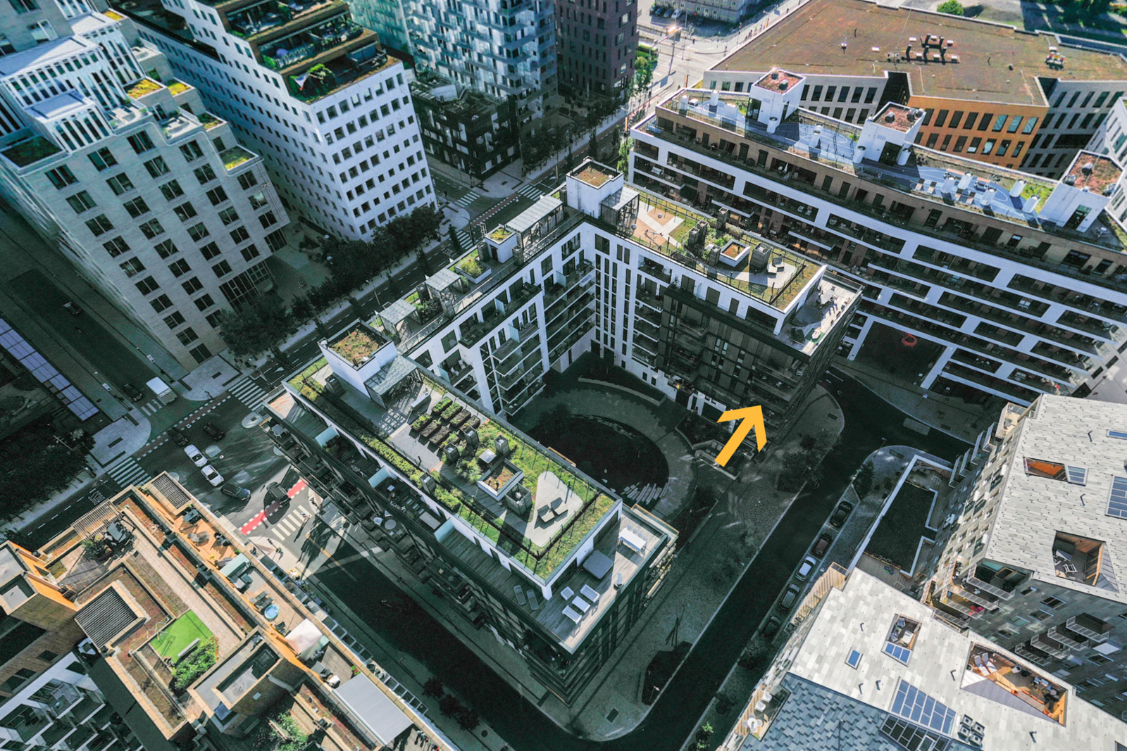 Eufemias Hage - nabobygget (betong, Vannkunsten) er tilbaketrukket og det er luftig mellom byggene Galleribilde