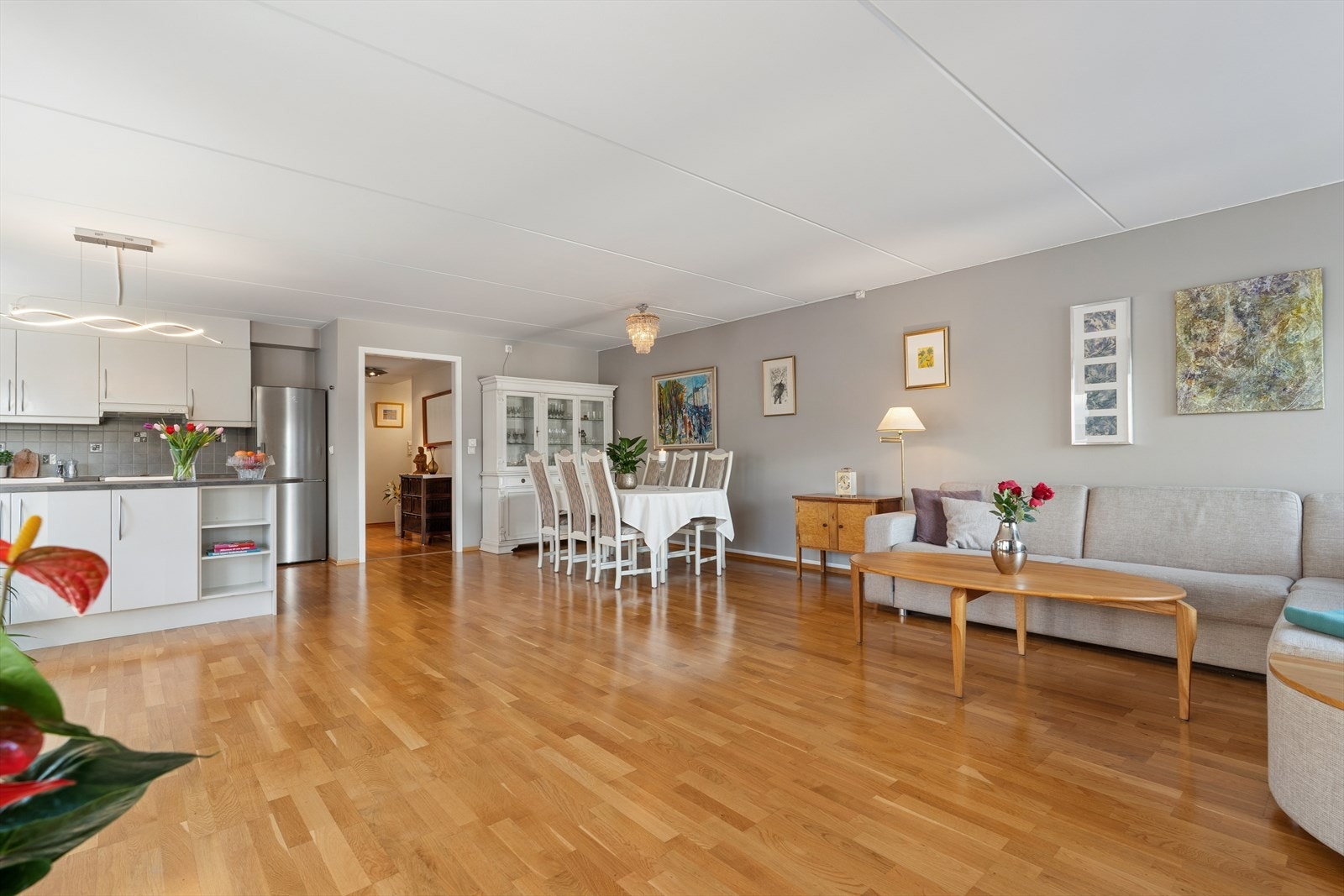 TV/internett er inkludert i felleskostnadene. Galleribilde