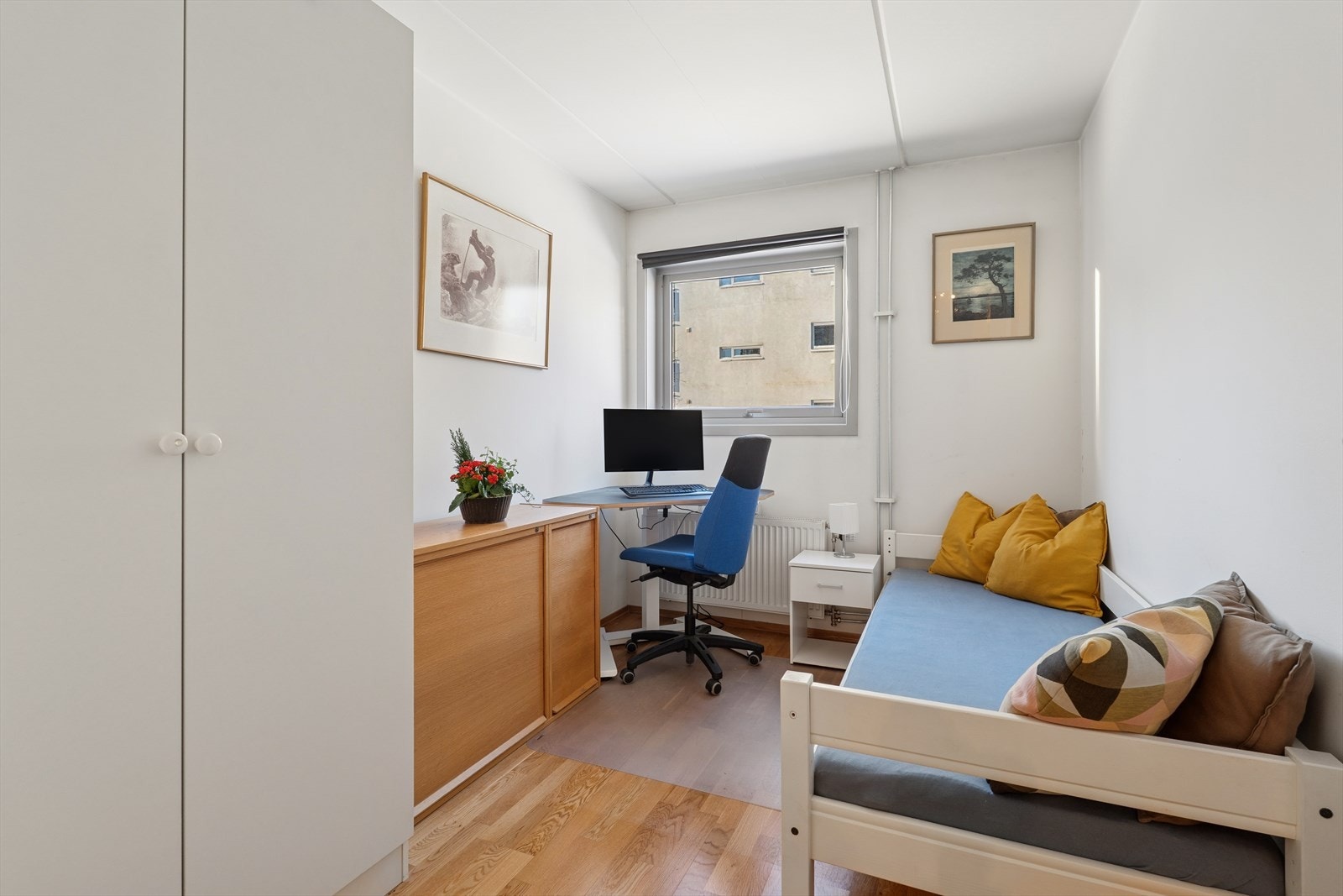 Soverom 2 er noe mindre, men like fullt godt. Galleribilde