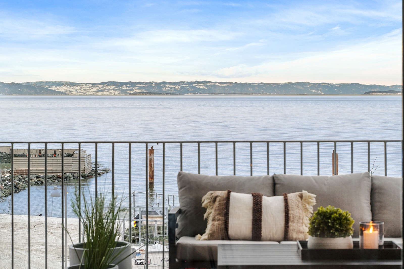 Her kan man nyte en nydelig utsikt utover Trondheimsfjorden. Galleribilde