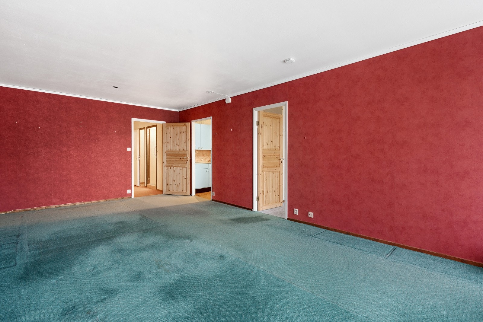 Her er plass til både spisestue og sofagruppe Galleribilde