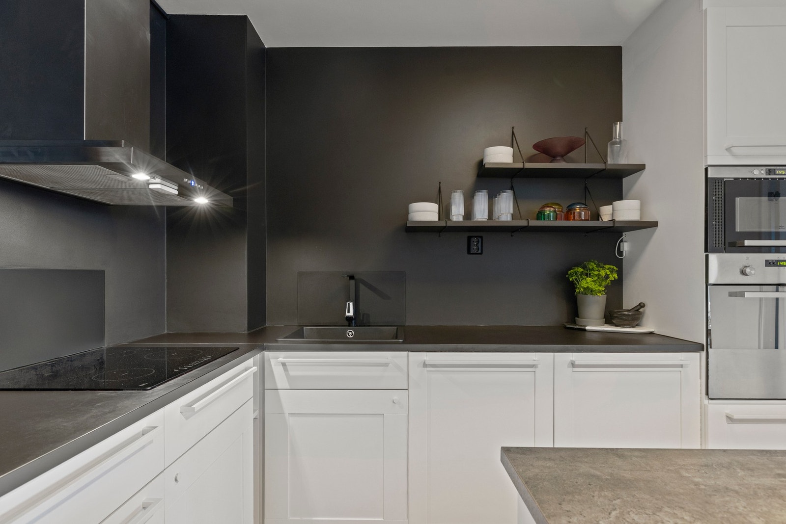 Oppvaskkummen er av kompositt Galleribilde