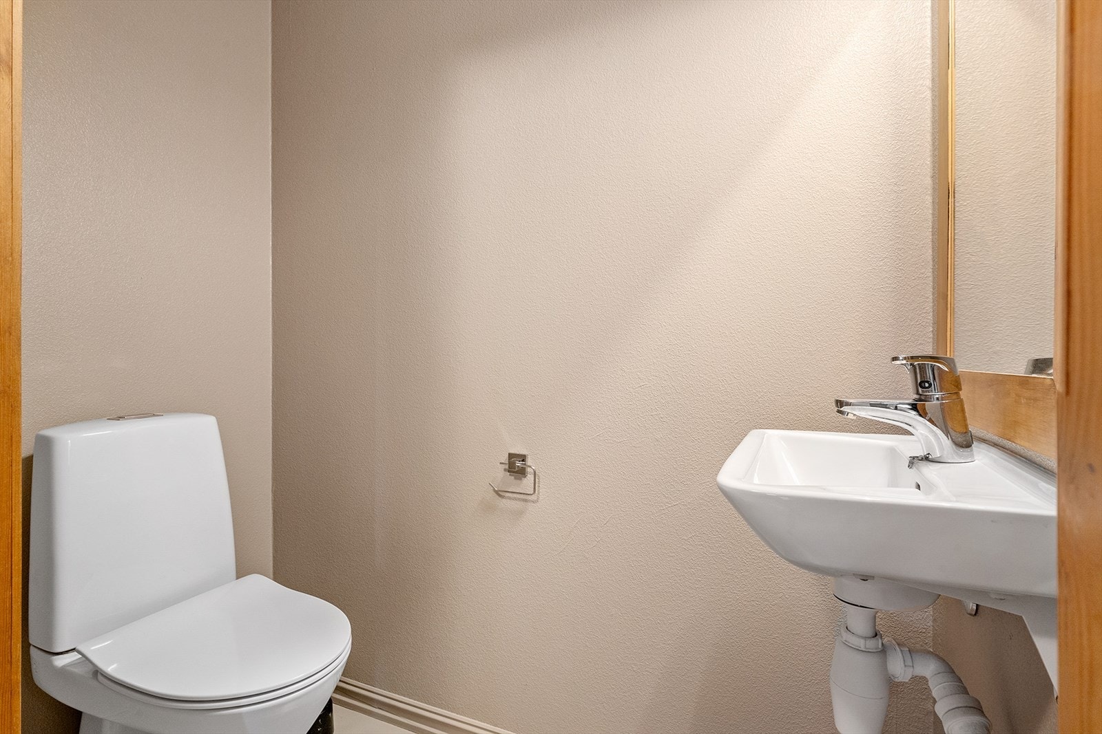 Toalettrommet har tilkomst via badet (arkivfoto 2023). Galleribilde