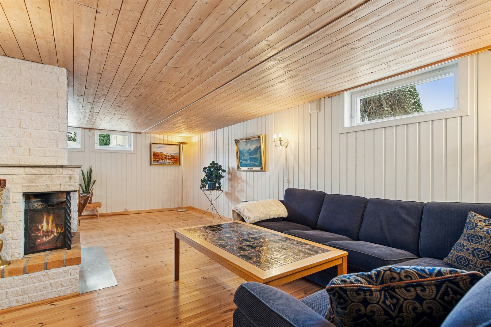 Kjellerstue - Det er ikke søkte bruksendring av rommet, og det er således ikke godkjent til varig opphold. Galleribilde