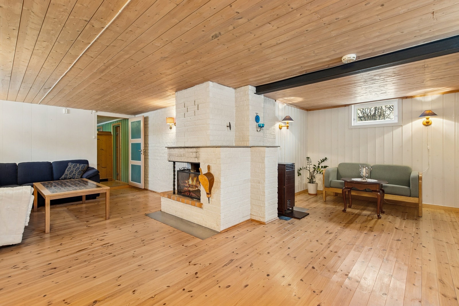 Kjellerstue - Det er ikke søkte bruksendring av rommet, og det er således ikke godkjent til varig opphold. Galleribilde