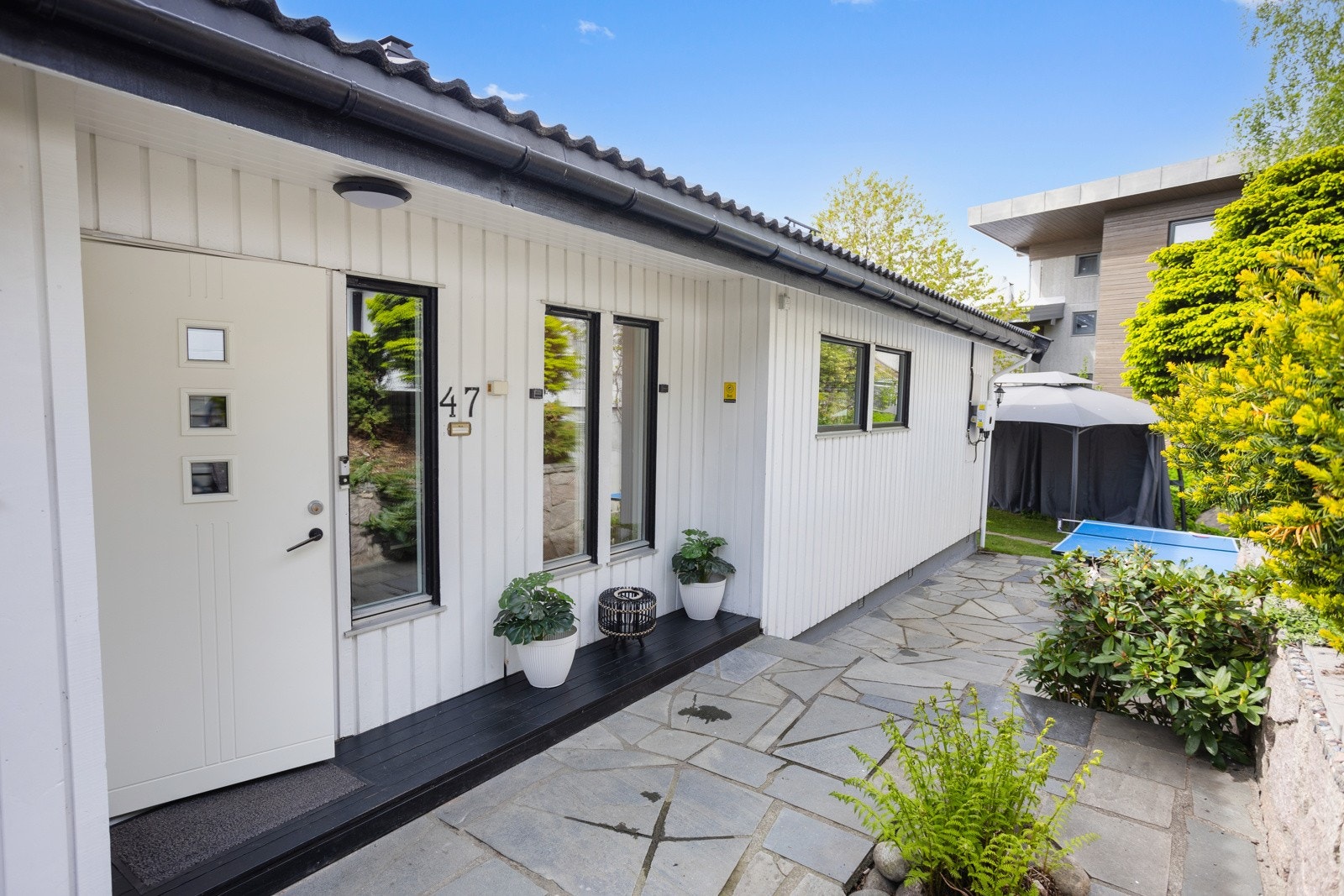 Inngangspartiet er delvis overbygget Galleribilde