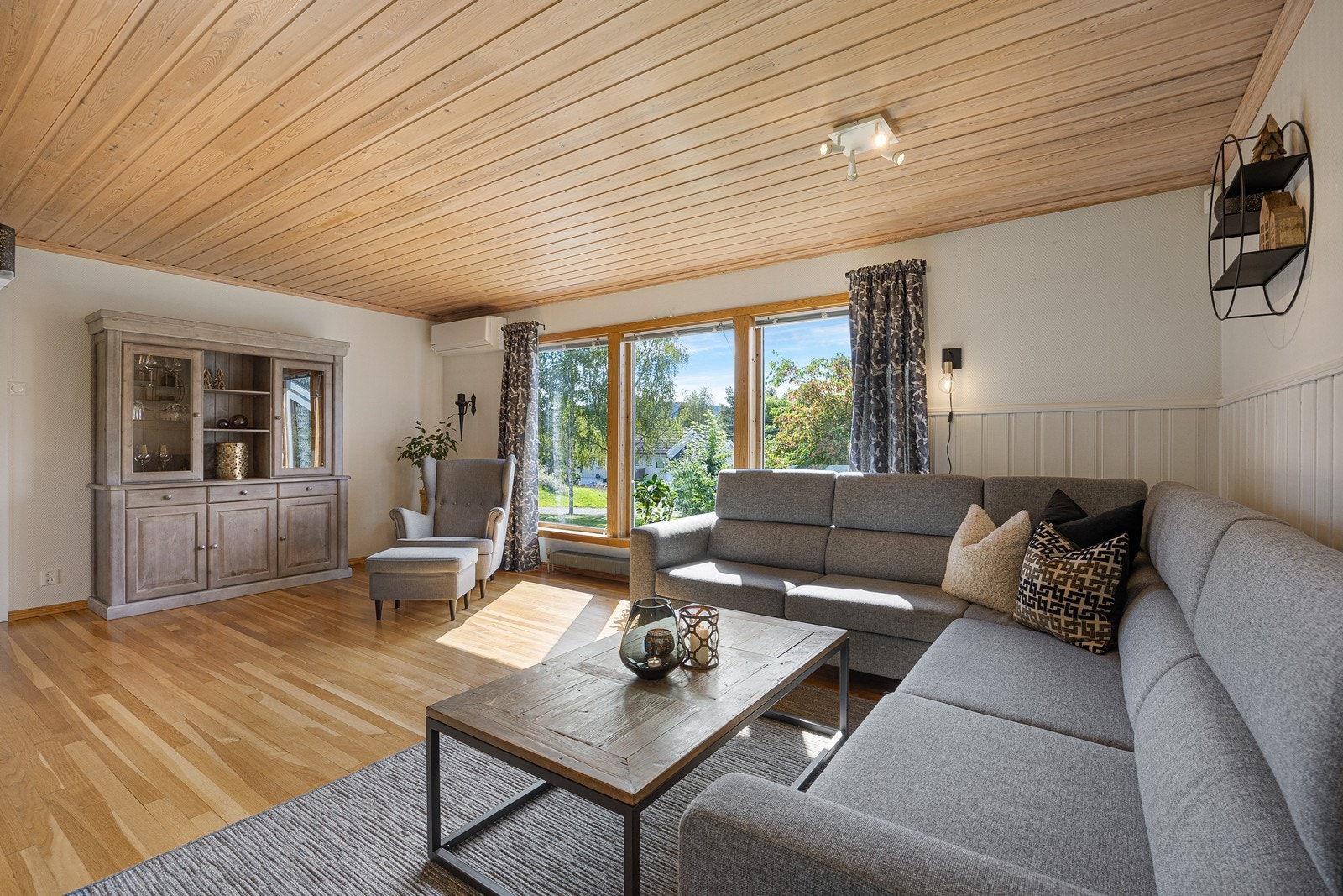 En varmepumpe sørger for jevn, behagelig temperatur året rundt. Galleribilde