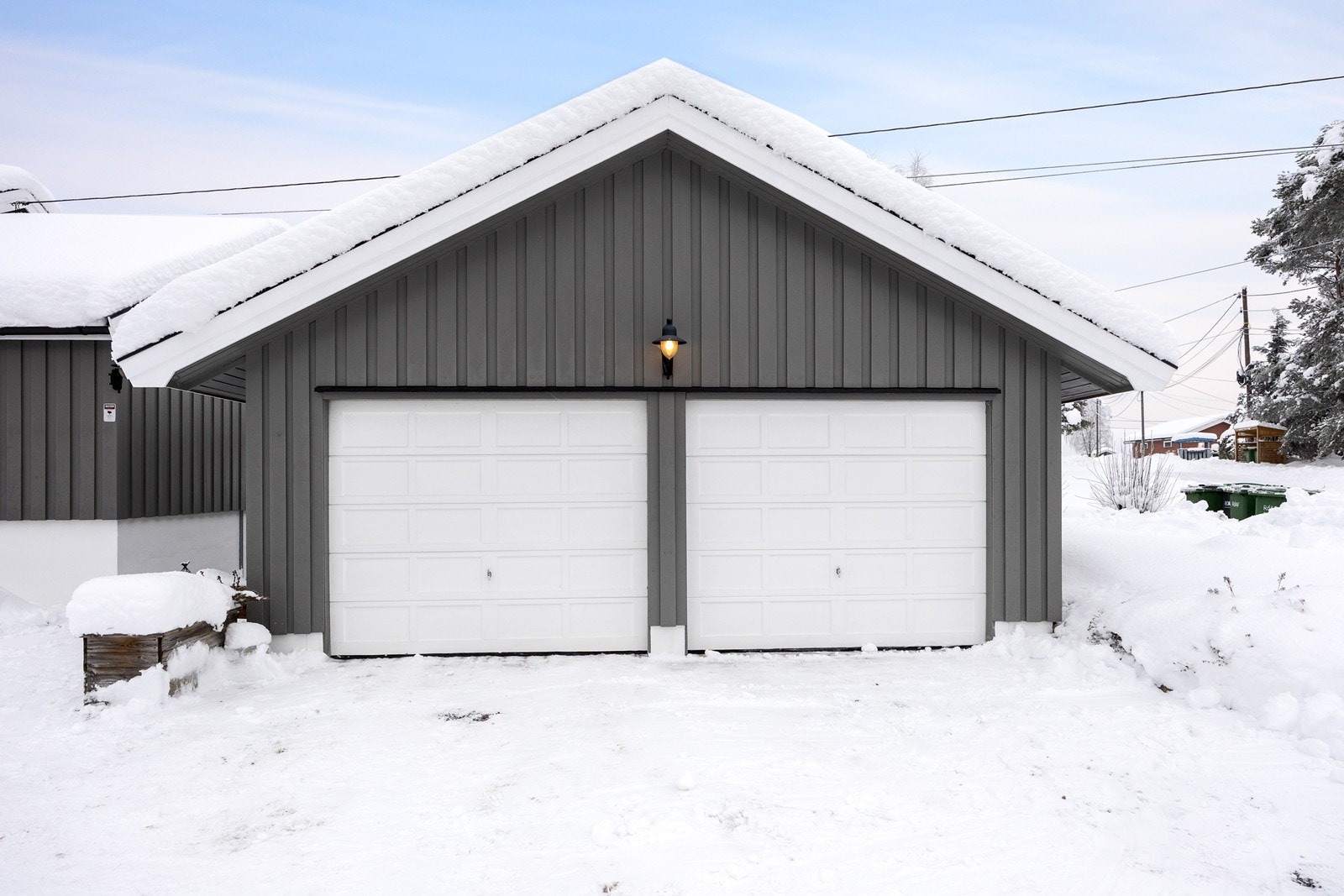 Garasjen. Galleribilde