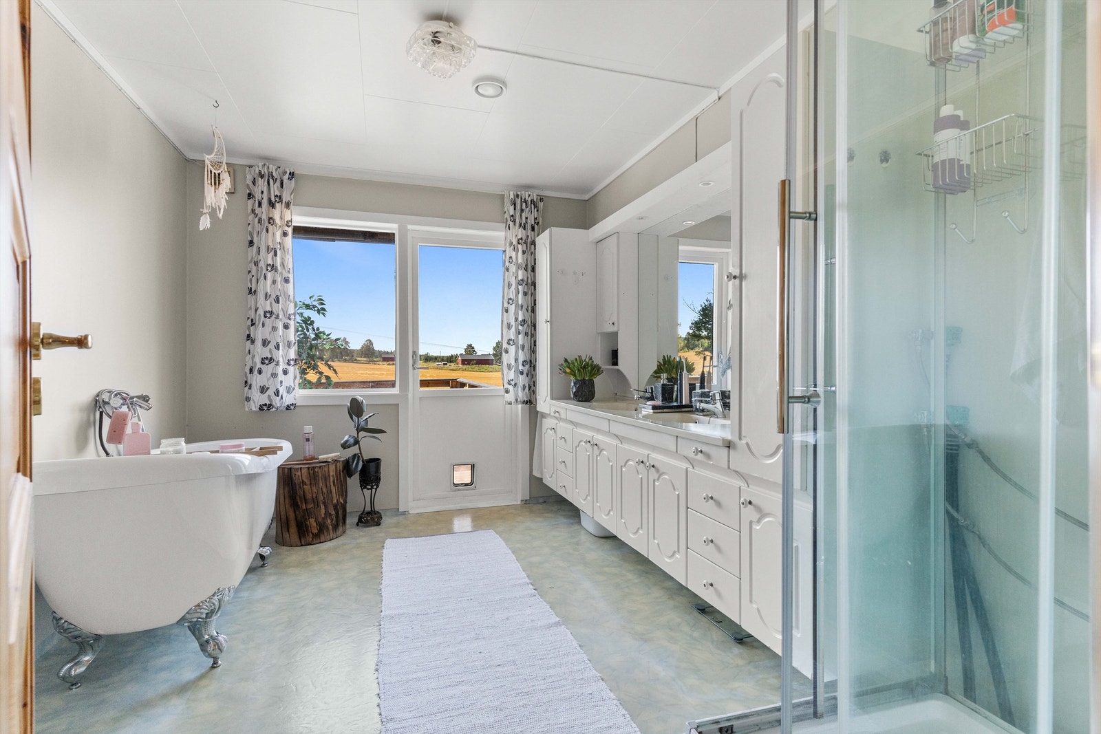 FAB09270 Galleribilde