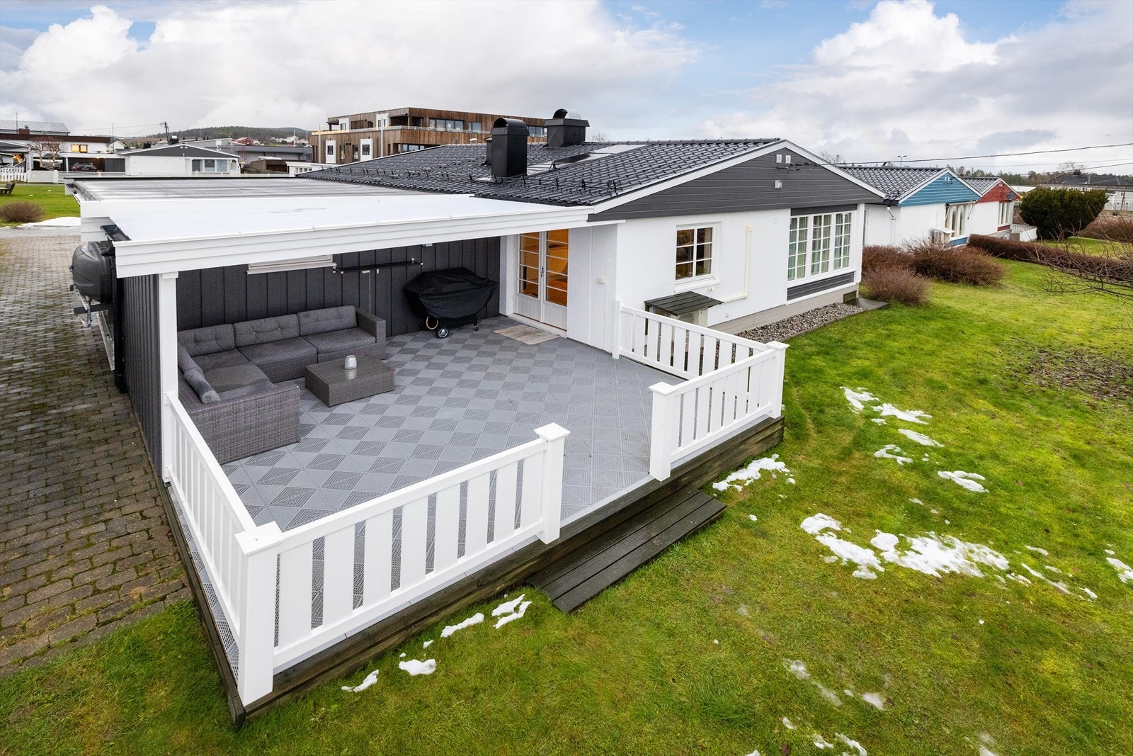 Utvendig vedlikehold er borettslagets ansvar Galleribilde