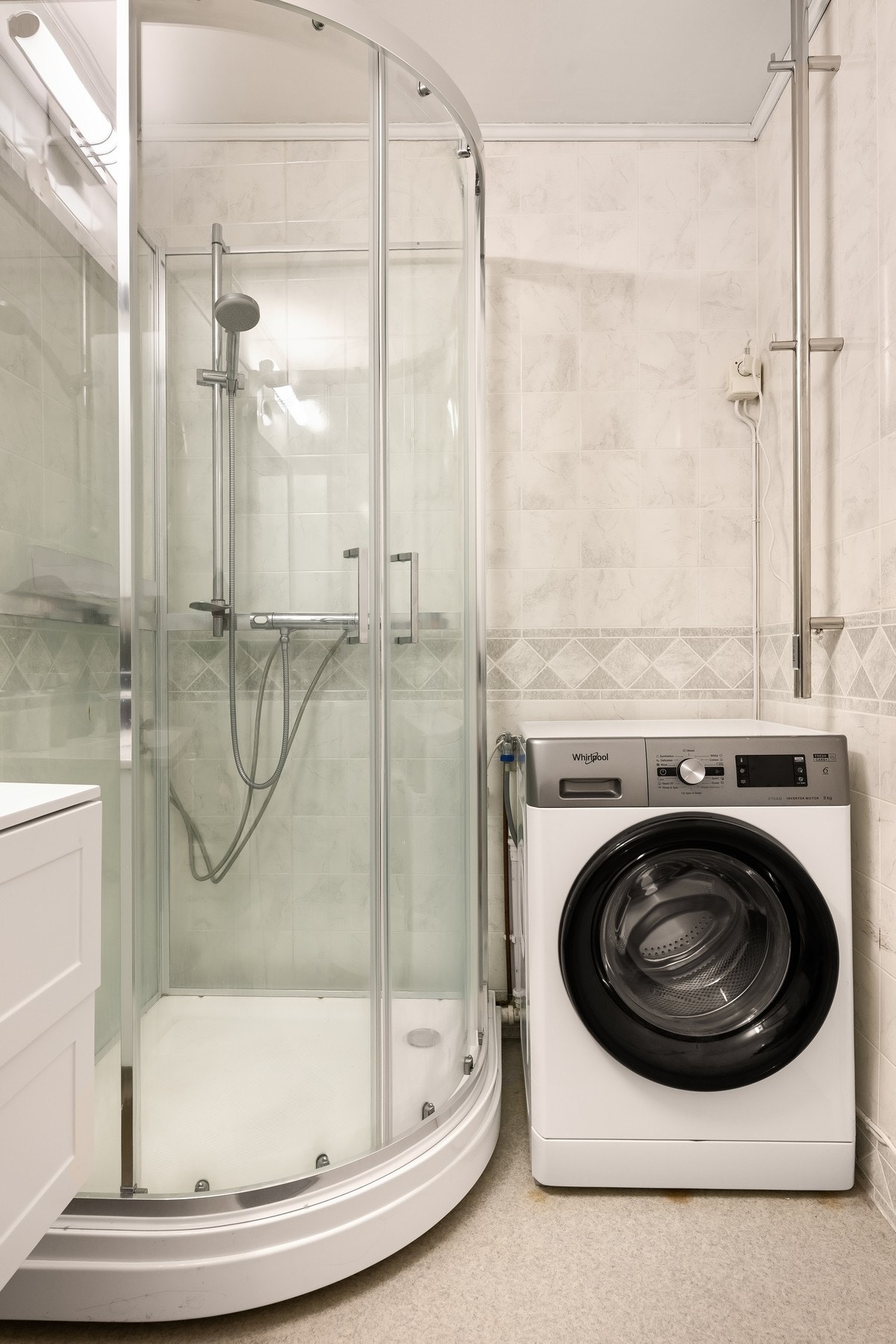 Opplegg for vaskemaskin og tørketrommel Galleribilde