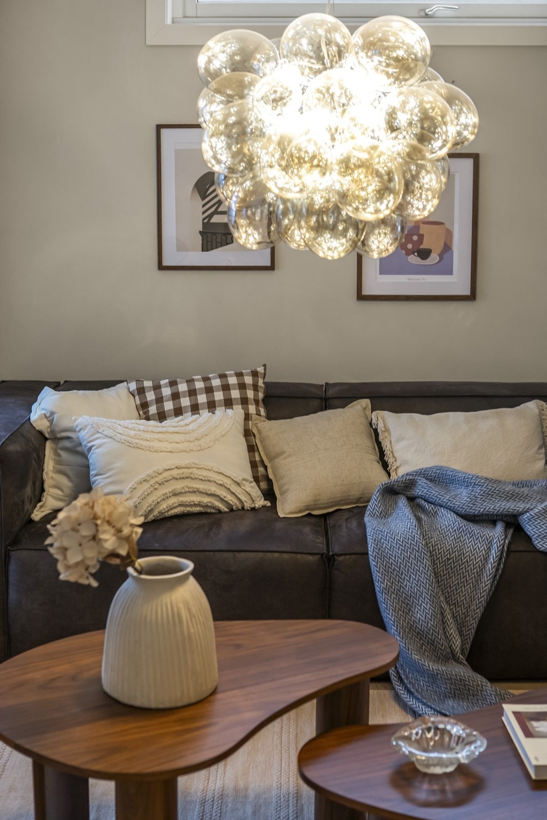 Den lekre lampen følger leiligheten Galleribilde