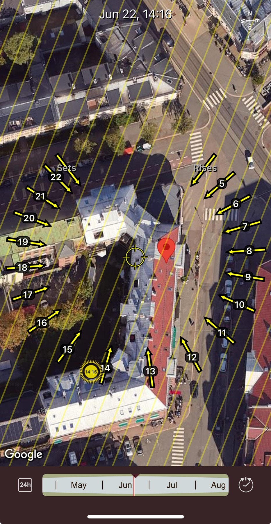 Glimrende solforhold med sol fra tidlig ettermiddag og til sen kveld midtsommers. Galleribilde