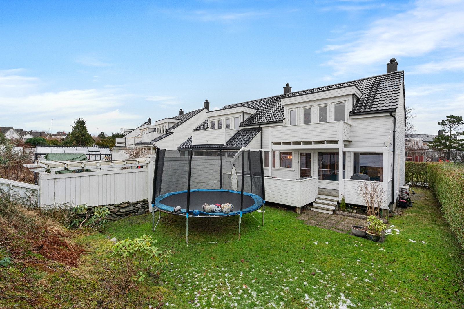 Velkommen til Vestrikroken 6, presentert av Knut Richard Stjern. Galleribilde