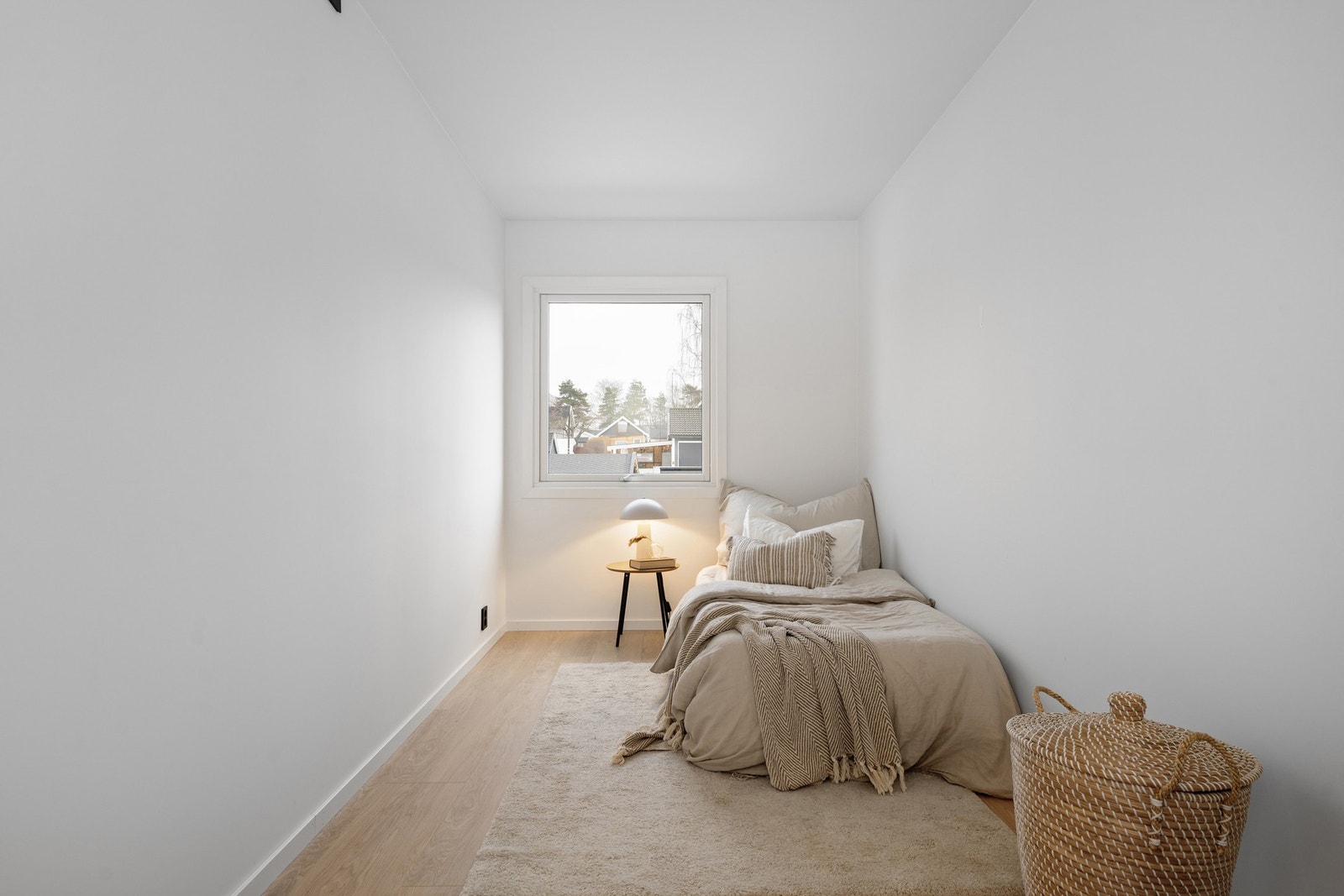 Lyst og innbydende - ideelt som gjesterom, barnerom eller kontor Galleribilde