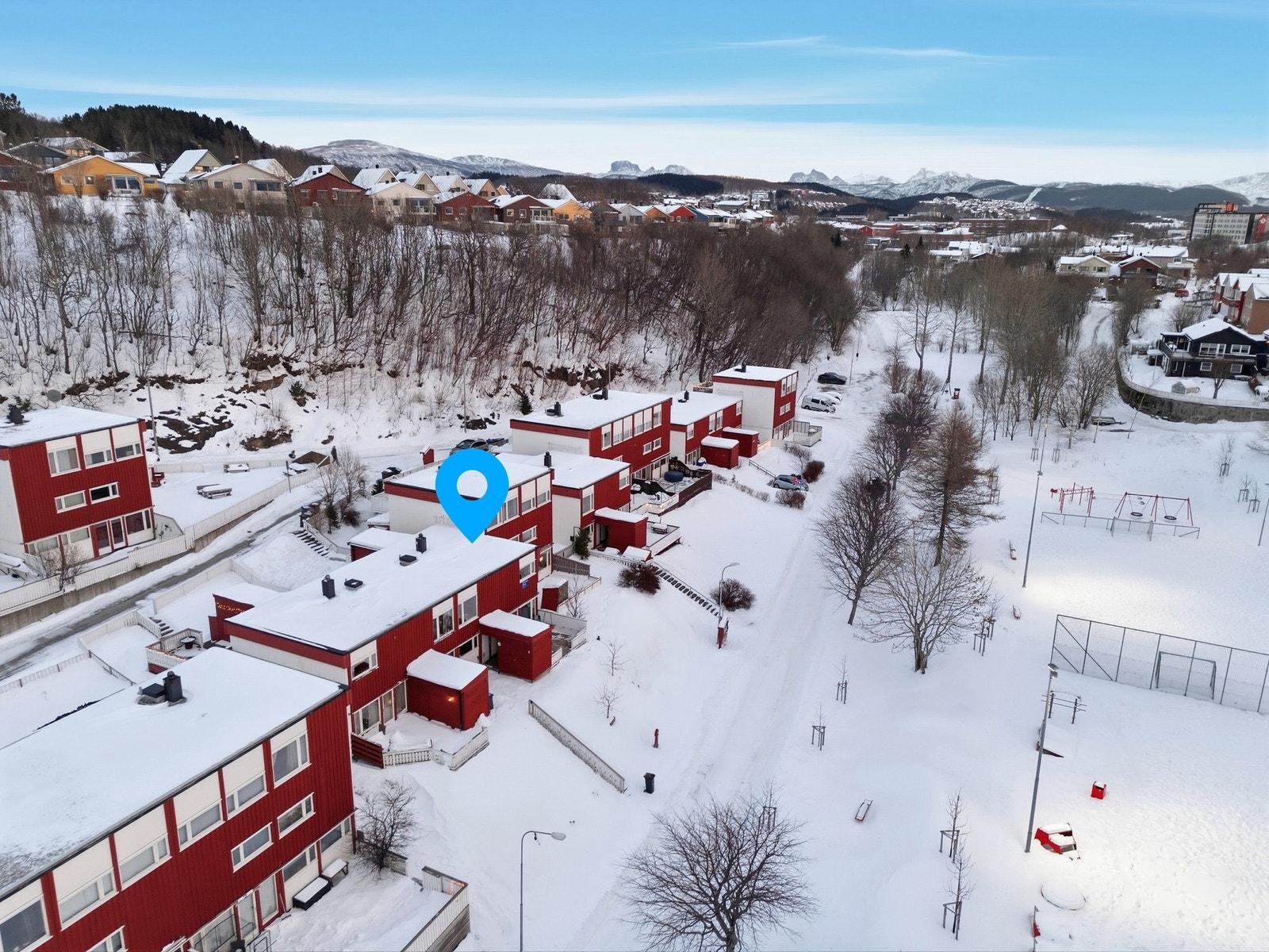 Velkommen til en hyggelig visning - ta kontakt med eiendomsmegler Runar Sveum på tlf 99261905 eller rs@em1nn.no dersom du ønsker visning. Galleribilde