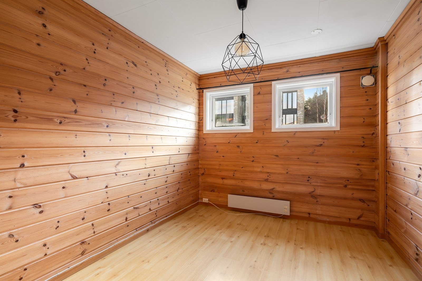 Innredet rom i leiligheten- ikke godkjent bruks endret, se mer informasjon under punkt ferdigattest. Galleribilde