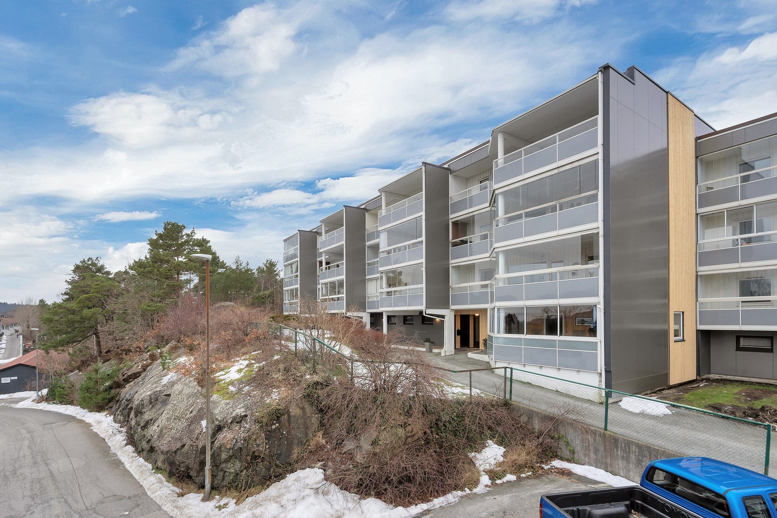 - Fasaden er nylig blitt oppgradert og gir et godt førsteinntrykk - Galleribilde