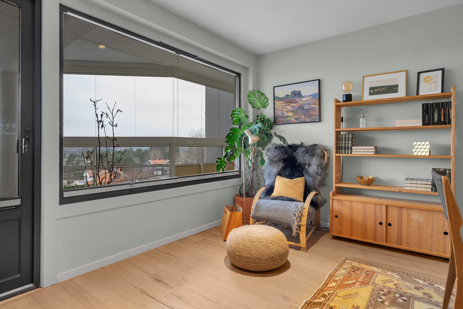 - Store deler av leiligheten ble pusset opp/oppgradert i tidsrommet 2020/21 | Meget tidsriktig og moderne - Galleribilde