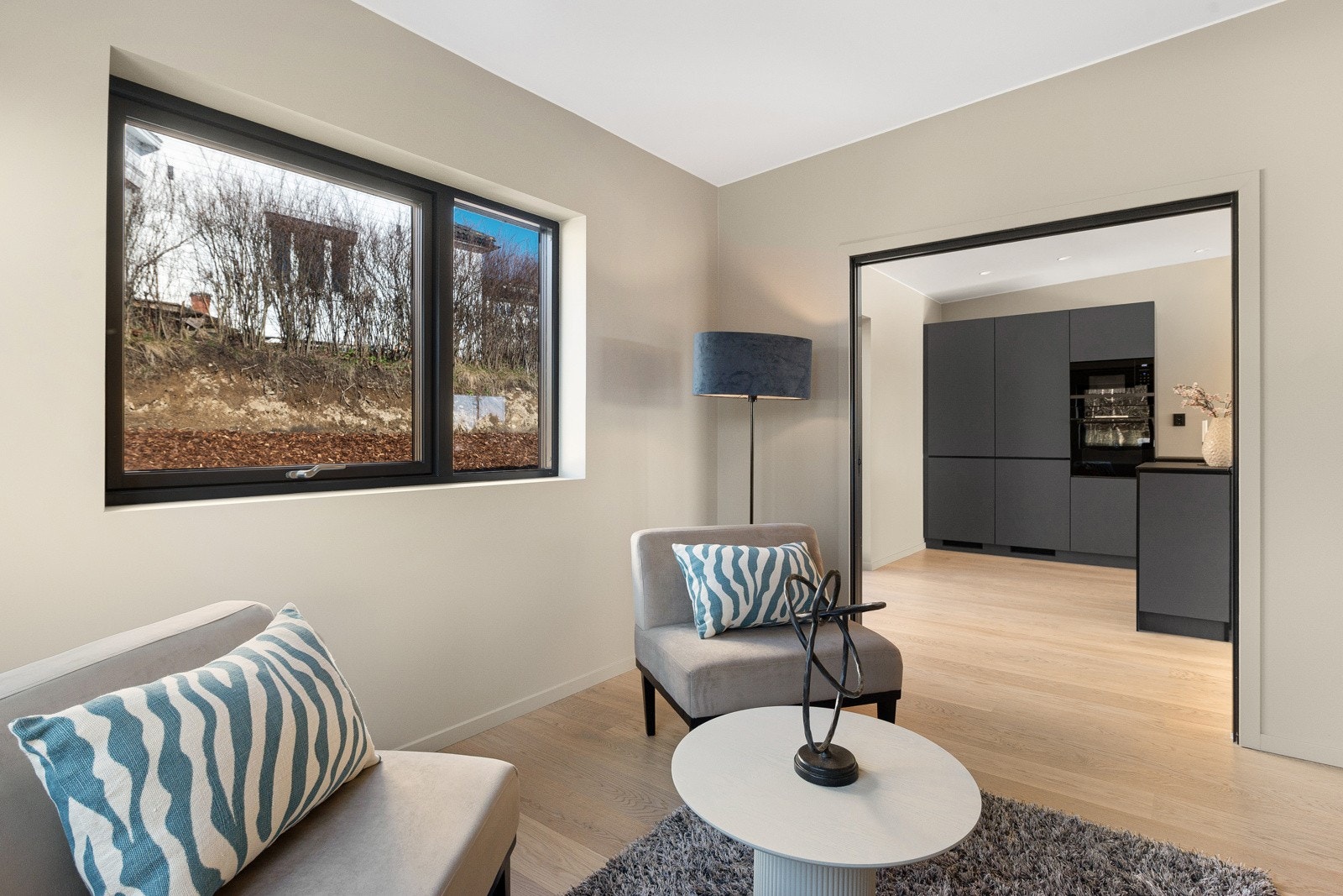 Den doble skyvedøren gjør at man kan trekke seg tilbake. Galleribilde