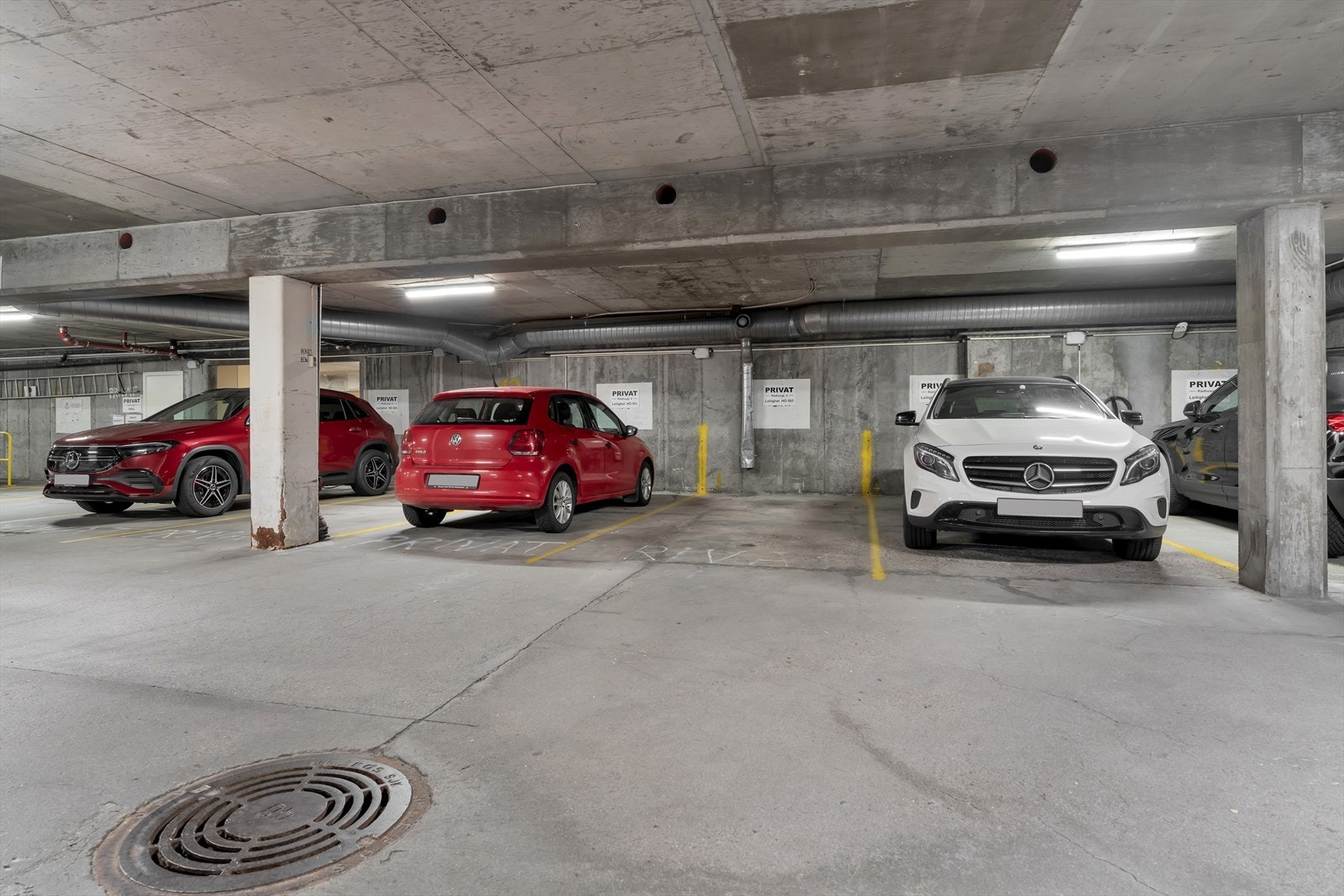 Fast p-plass (nr. 503) i lukket garasjekjeller Galleribilde