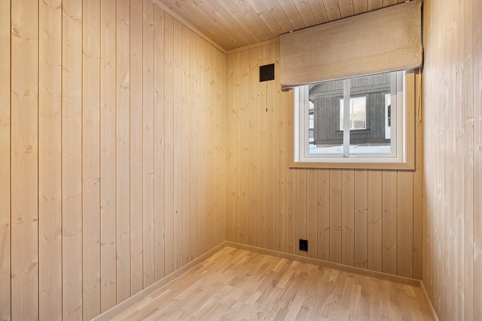 Soverom nr.2 i 1.etasje. Galleribilde