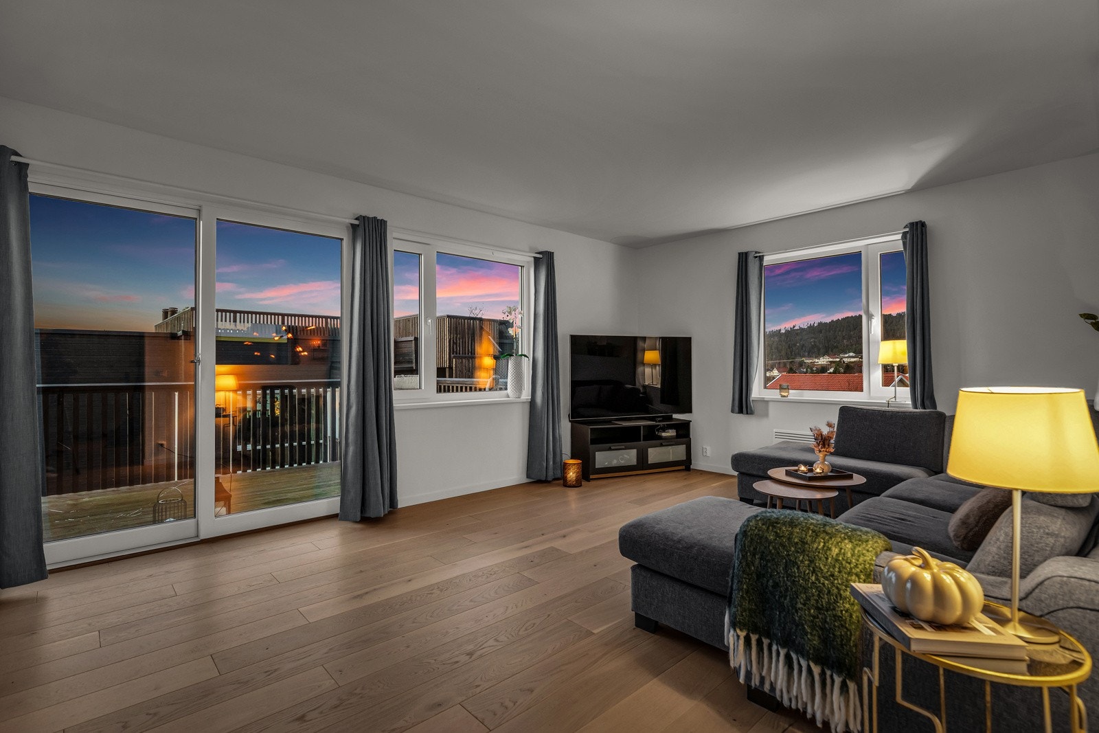 Kveldsstemning. Galleribilde