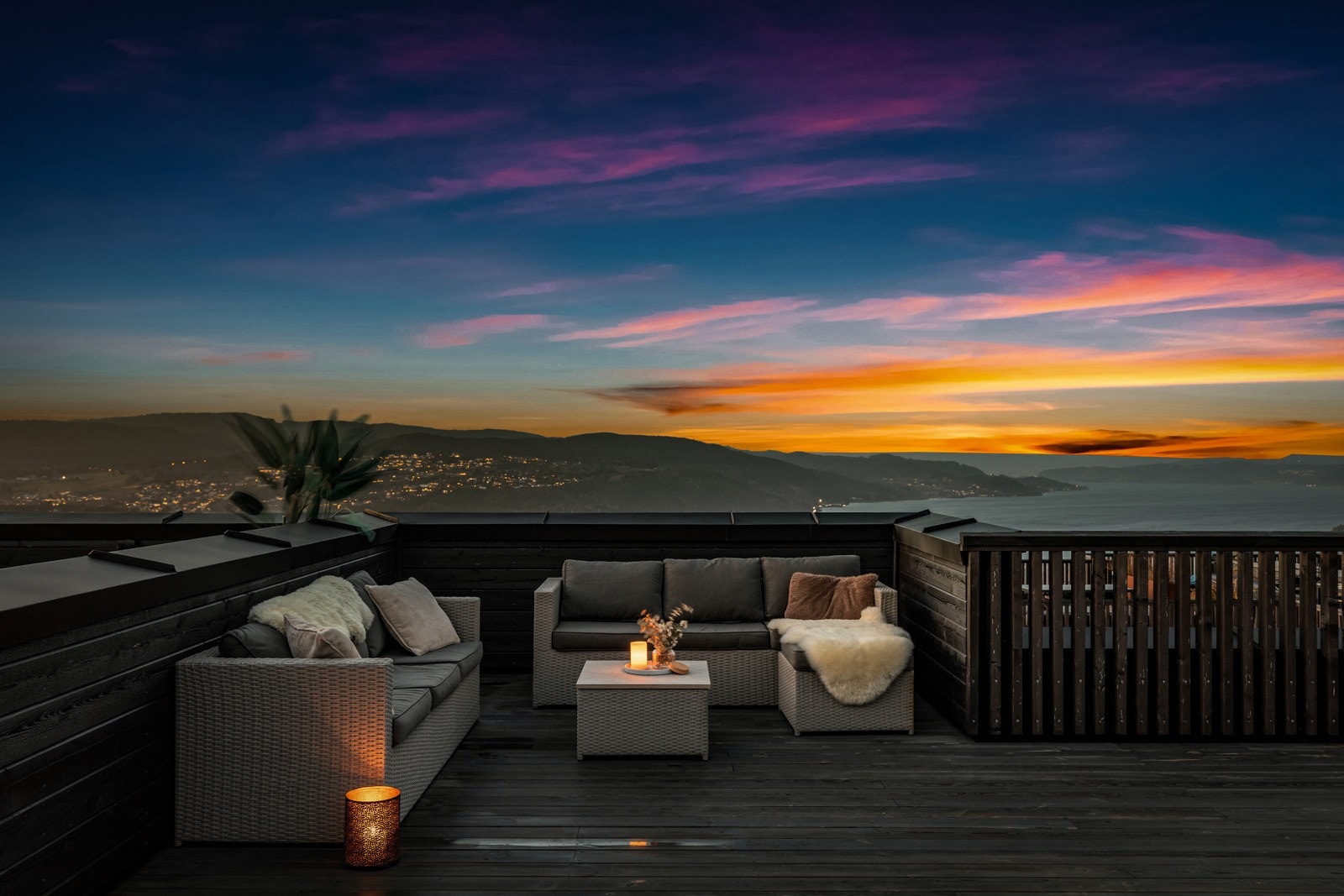 Velkommen til Hestehoven 21B - Moderne selveierleilighet med spektakulær utsikt og gode solforhold. Foto: Emil Jakobczyk Galleribilde