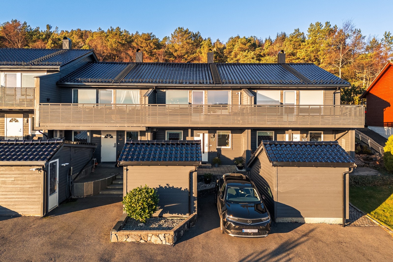 Velkommen til Myrdalskogen 367 - Her presentert av Privatmegleren Åsane ved Sivert Severinsen - Foto ved Trond E. Brekke Mood foto Galleribilde
