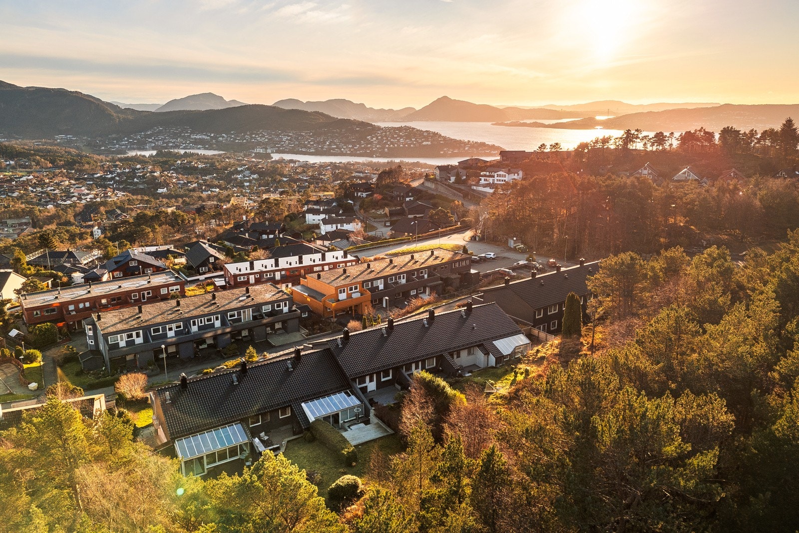 Den flotte utsikten preger absolutt denne eiendommen Galleribilde