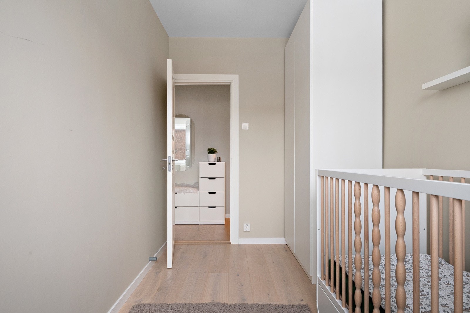 Garderobeskap medfølger boligen. Galleribilde