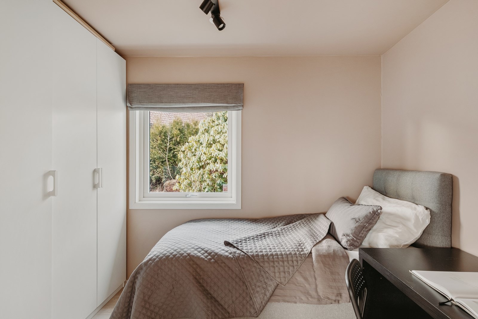 Soverom #2. Galleribilde