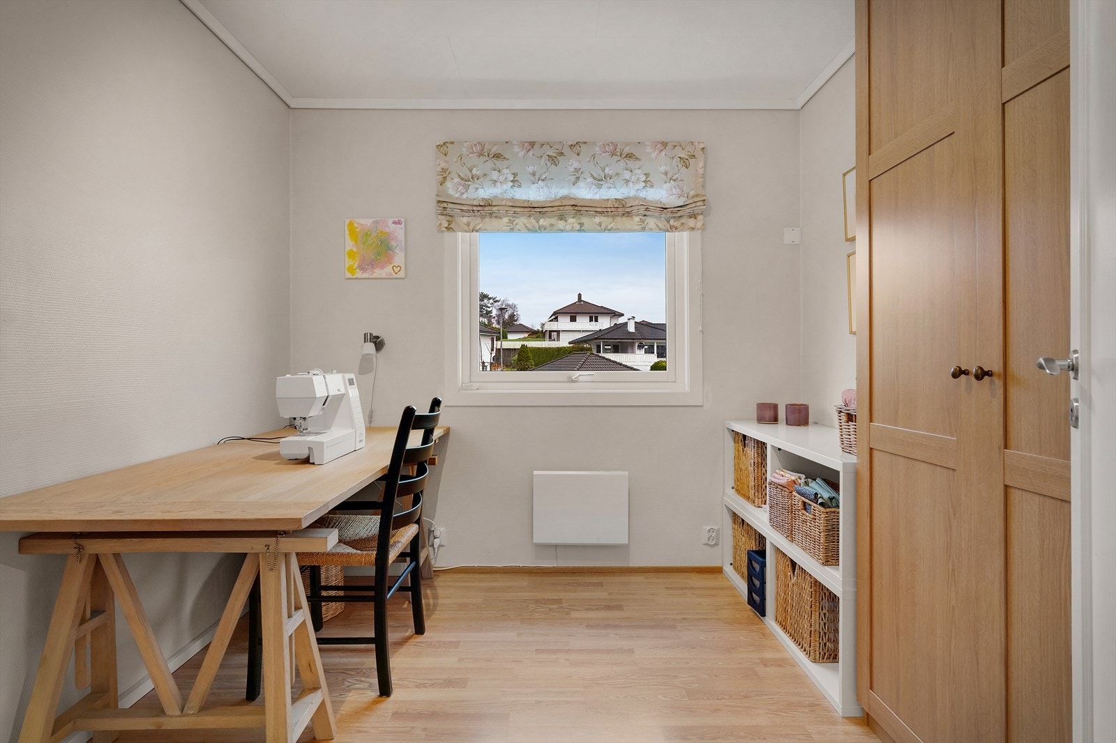 Rommet er på 7,1m² og kan enkelt brukes som både soverom og kontor. Galleribilde