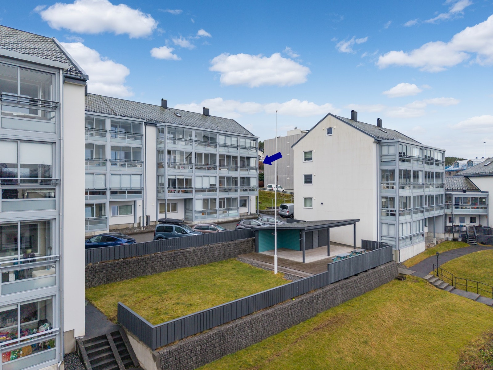 Fellesareal parkering. Galleribilde