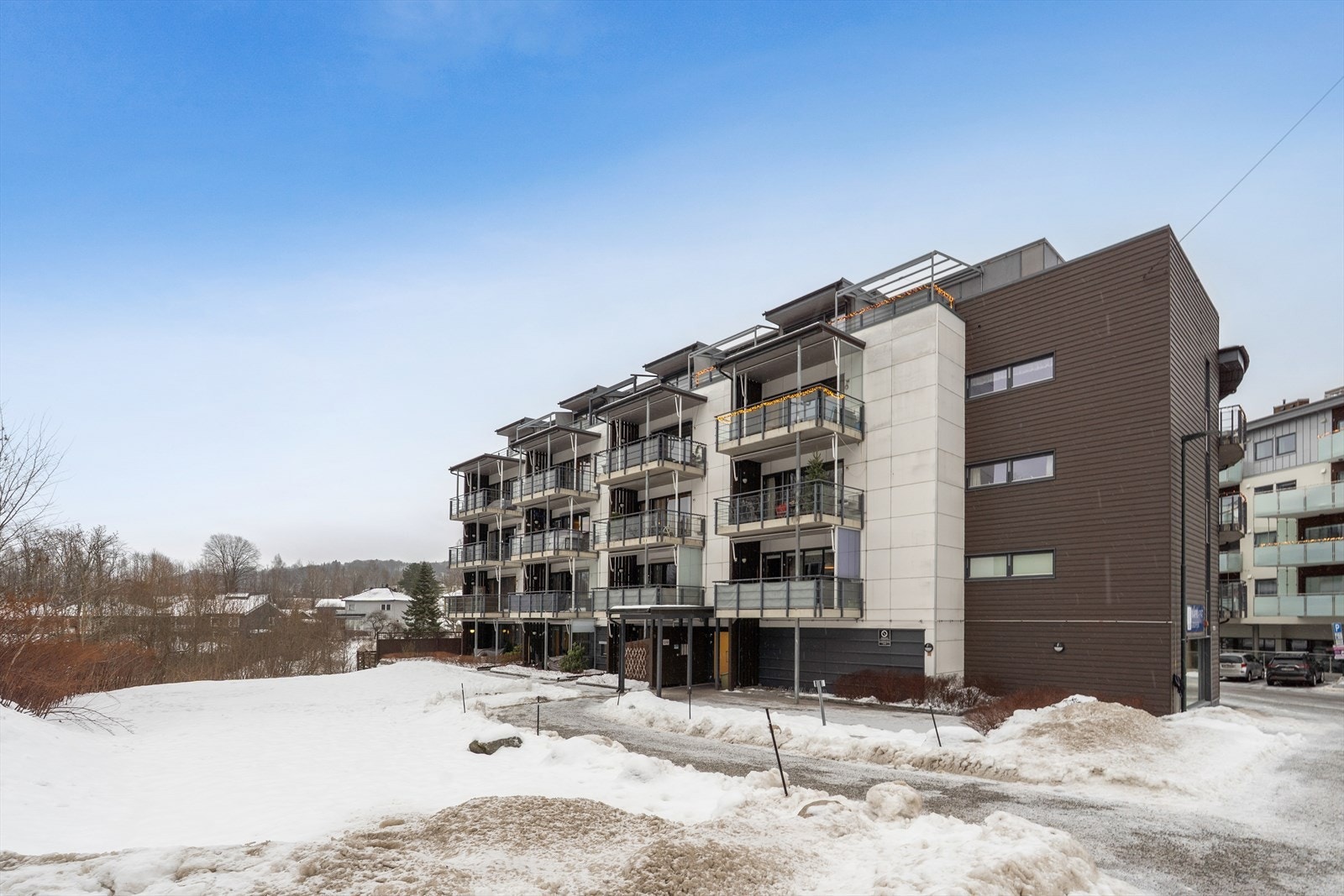 Beliggende i byggets 1 etasje. Byggeår 2005. Galleribilde