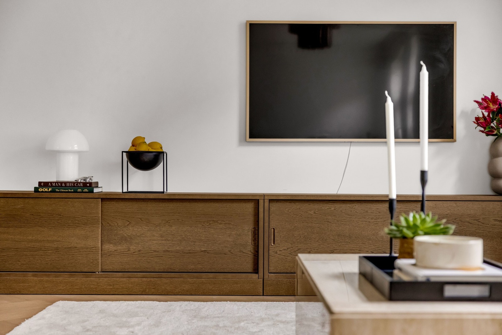 Den omfattende oppussingen omfatter også oppgradering av el-anlegg i hele boligen. Galleribilde